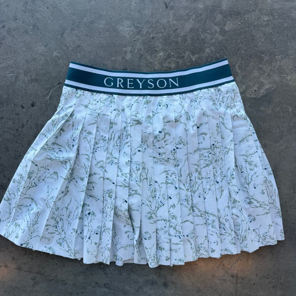 Greyson White Floral Pleated Mini Skirt